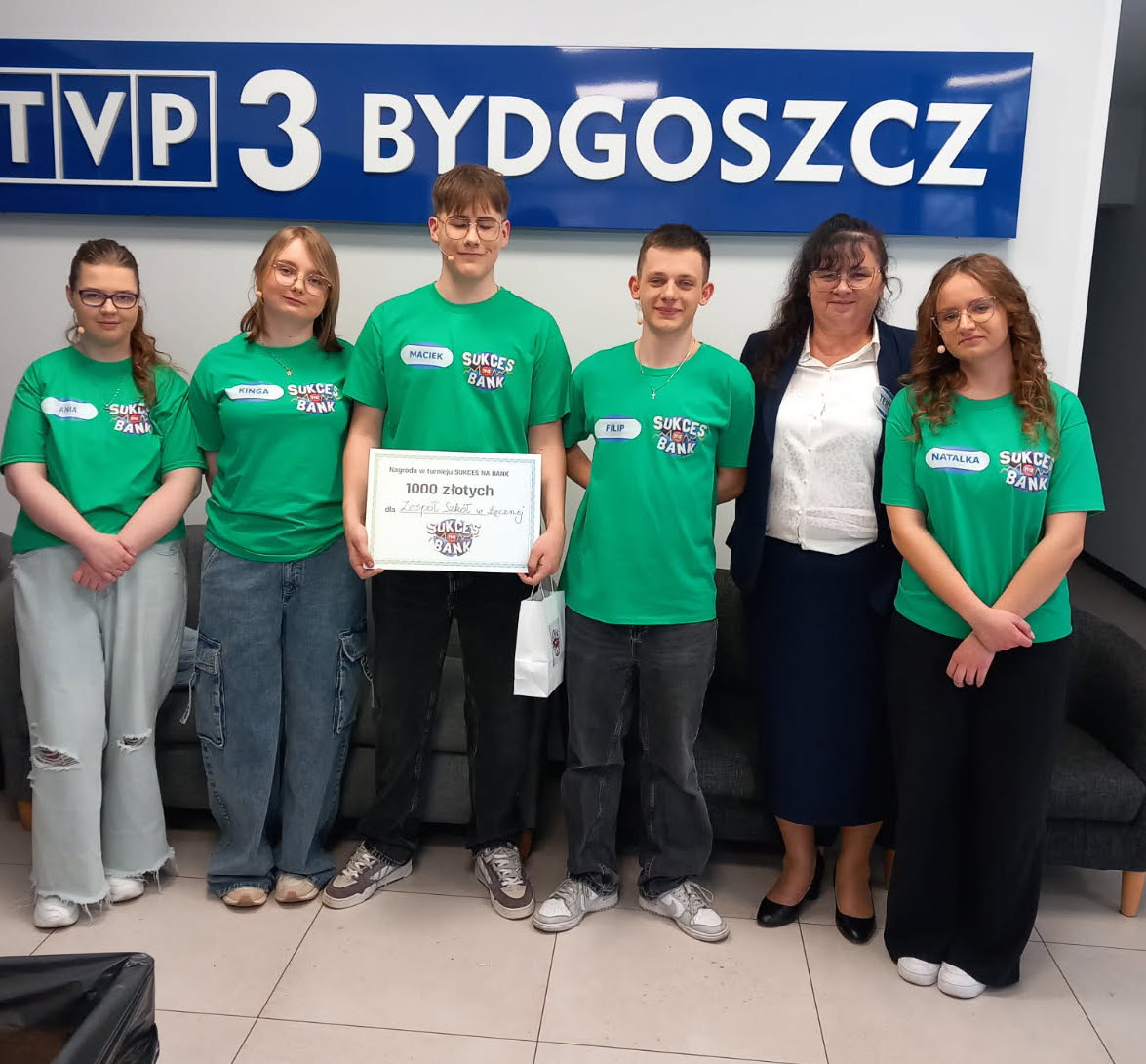 Uczniowie Zespołu Szkół im. Króla Kazimierza Jagiellończyka w Studio TVP Bydgoszcz