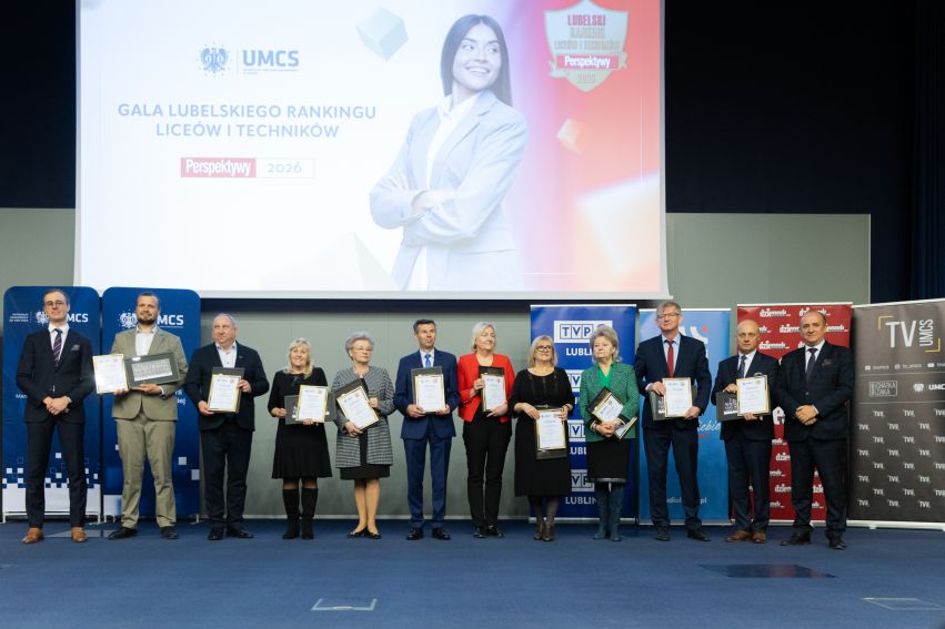 Pani Dyrektor - Jolanta Jarawka - z wyrównieniem Rektora UMCS 