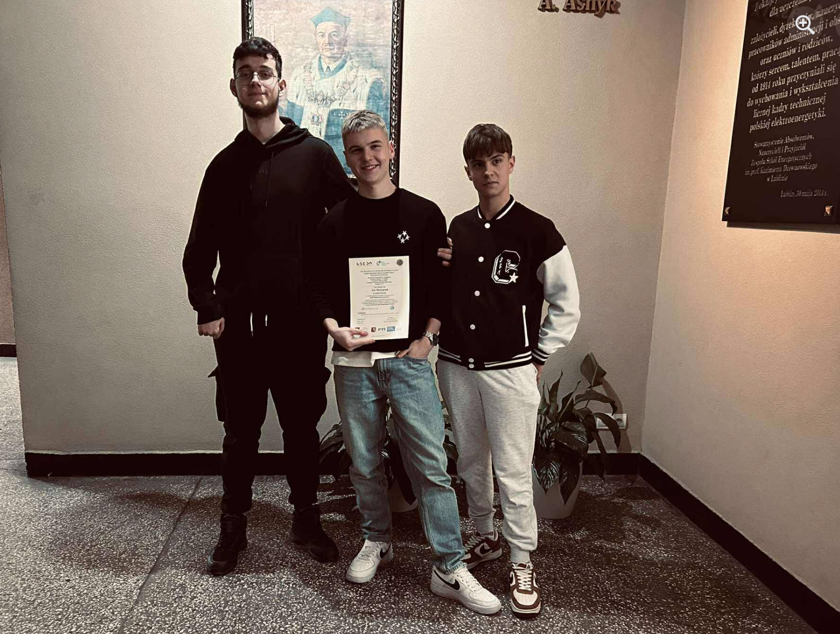 Uczestnicy Konkursu - Wojciech Cieślak, Iwo Skrzypczak i Oskar Bielecki